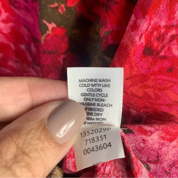 JJill floral long sleeve blouse top. Size M - Picture 7 of 9